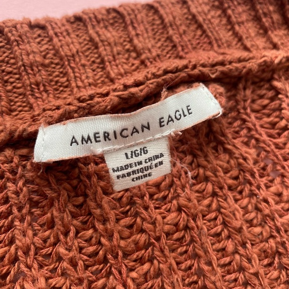 American Eagle sweater - Picture 2 of 2